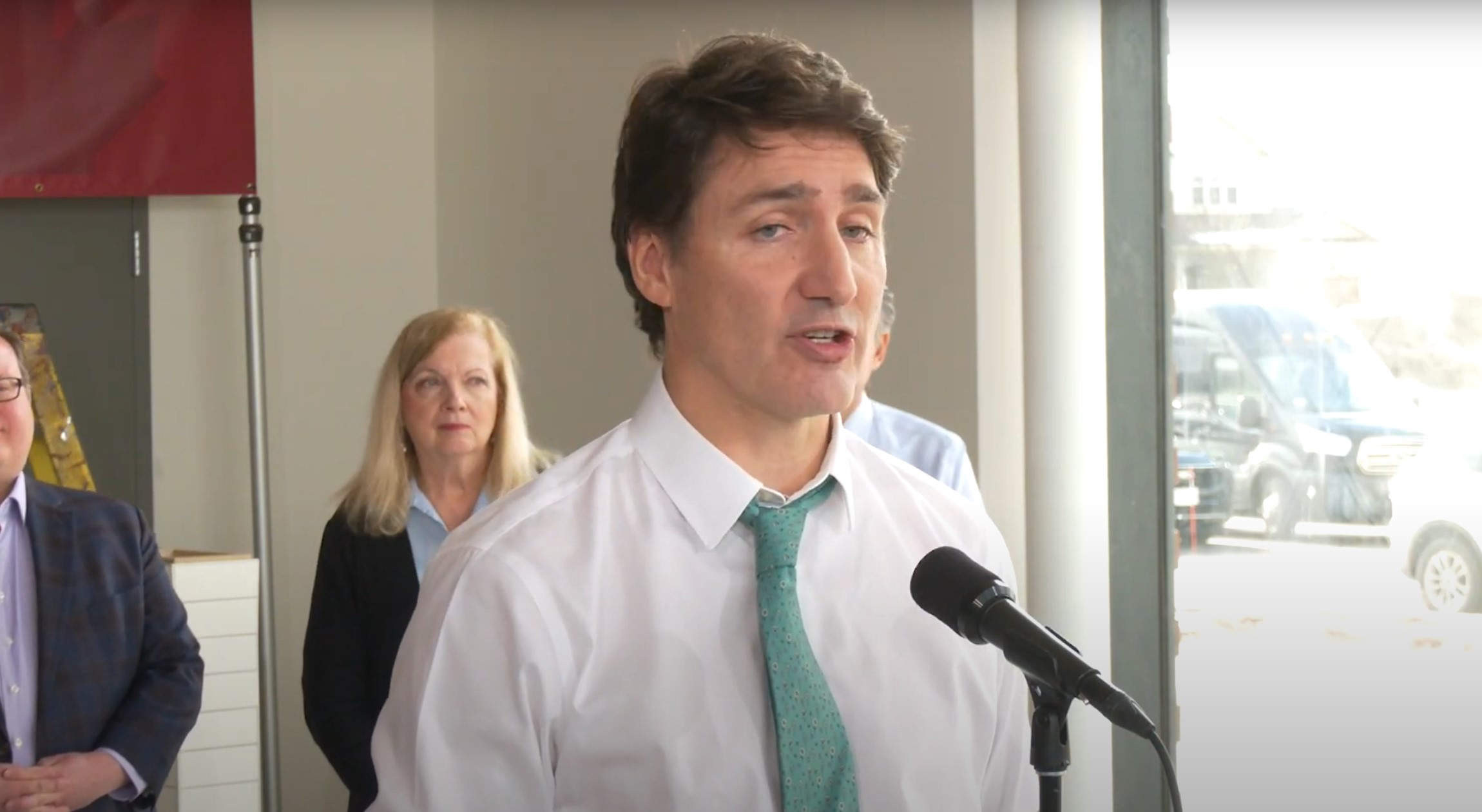 justin-trudeau-le-6-fevrier-2024-a-waterloo-pour-annoncer-un-nombre-anemique-de-logements.jpg