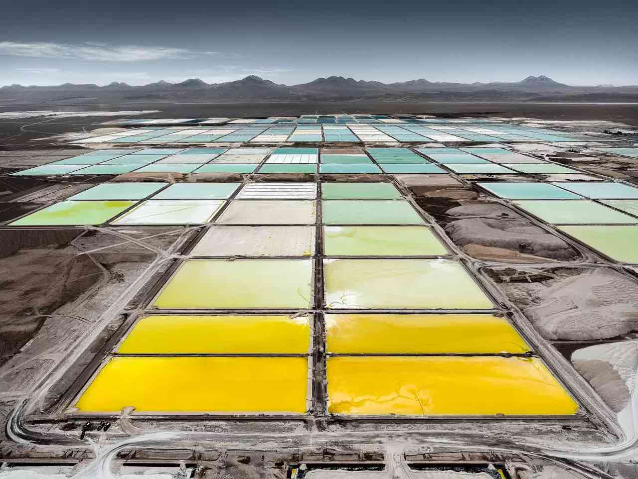 Champs de lithium dans les salines de Salar de Atacama au nord du Chili. Tom Hegen
