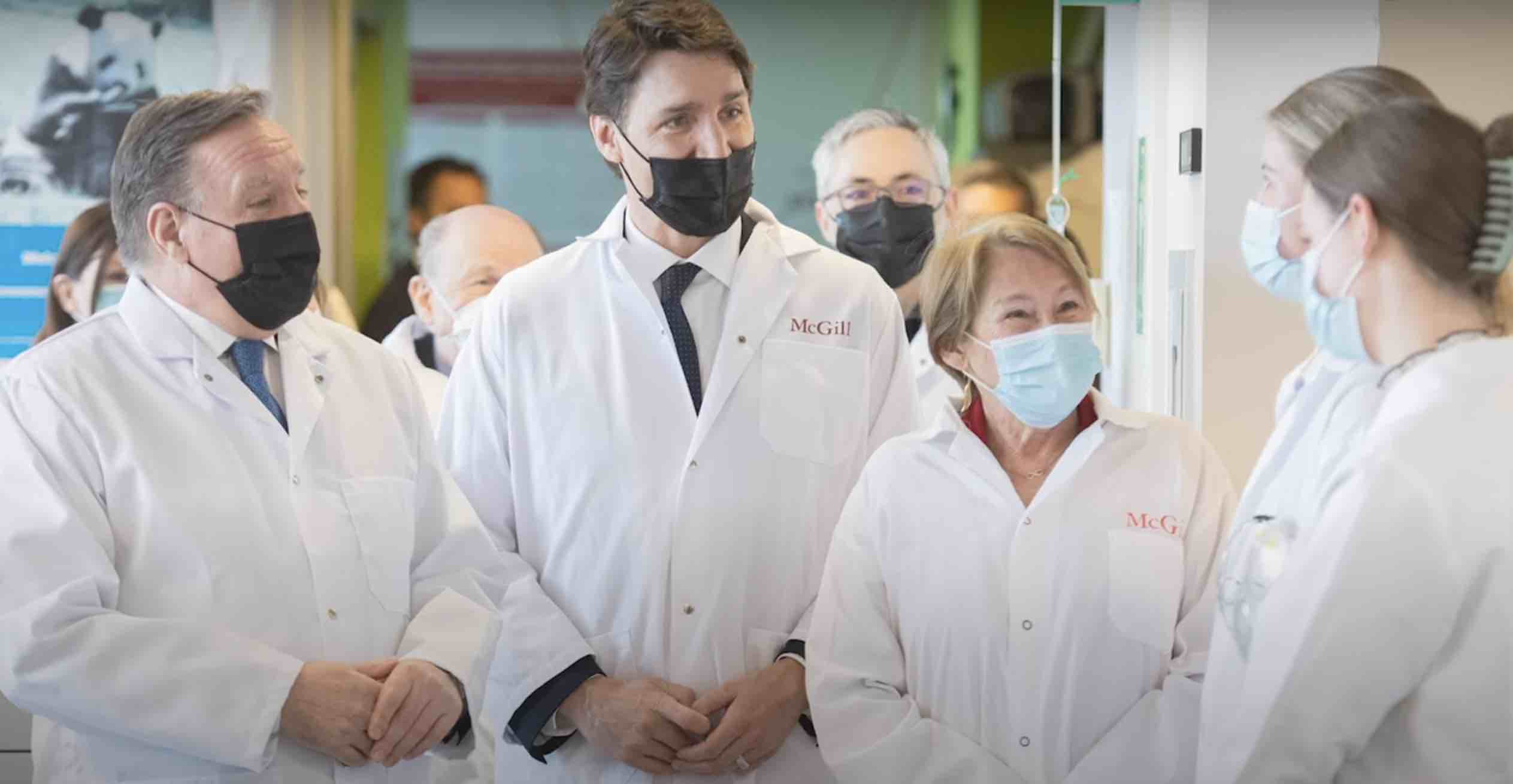 fl-et-jt-lors-de-l-annonce-de-la-venue-de-moderna-a-mtl.jpg