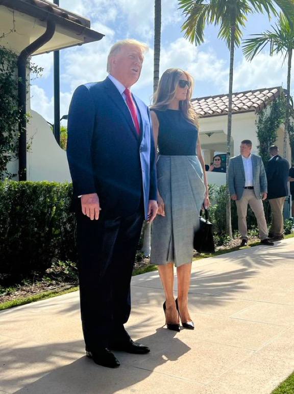 donald-trump-et-melania-qui-votent-a-palm-beach-en-floride-pour-la-vague-rouge.jpg