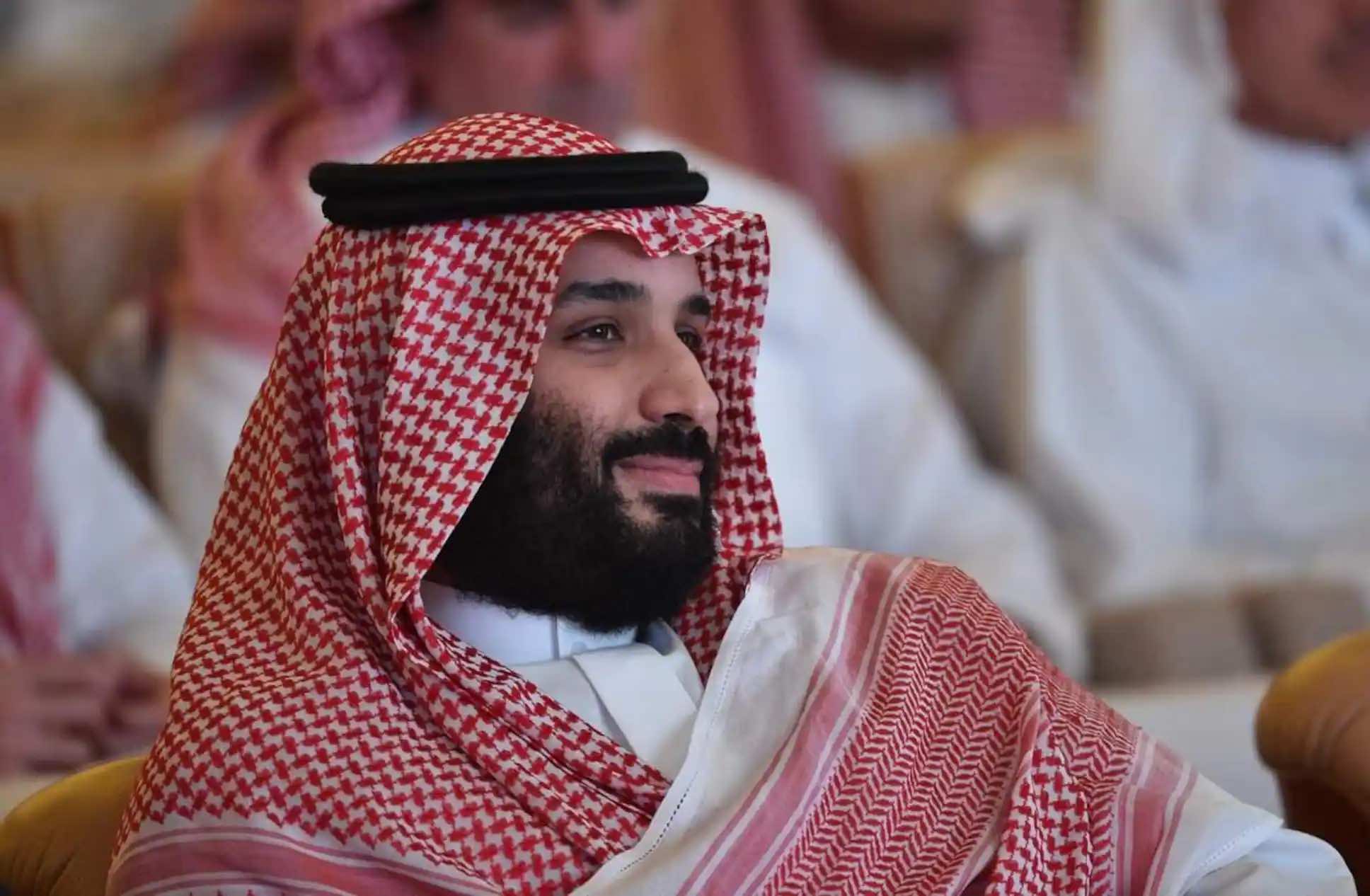Des matchs de soccer, des grands prix de Formule 1, des courses automobiles, des tournois de golf et des galas de boxe figurent parmi la vingtaine de grands évènements sportifs présentés à travers l’Arabie saoudite depuis 2018. Mohammed Ben Salmane a dépensé des dizaines de milliards $ pour les attirer dans son pays.