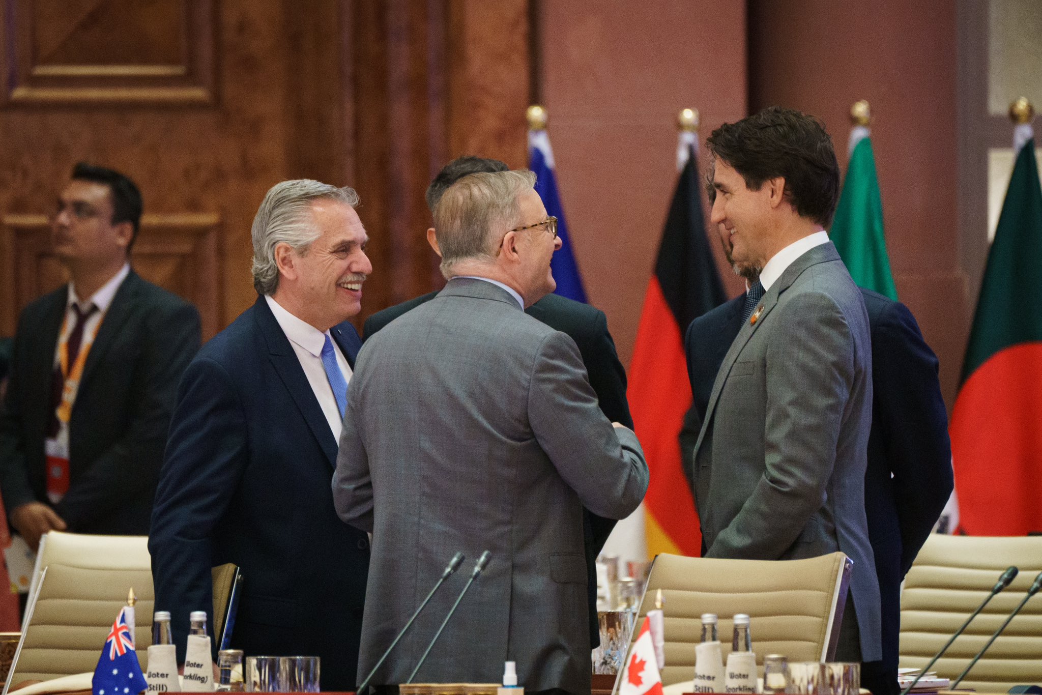 trudeau-et-ses-complices-du-g20.jpg