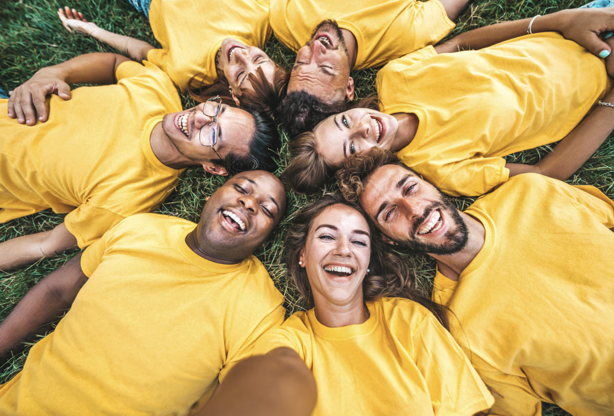 moment-de-bonheur-en-petit-groupe.jpg