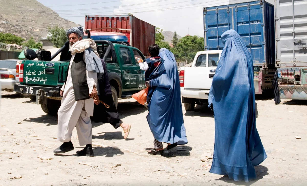 Les talibans interdisent aux femmes de chanter en public dans le cadre de la dernière répression contre l’égalité des sexes