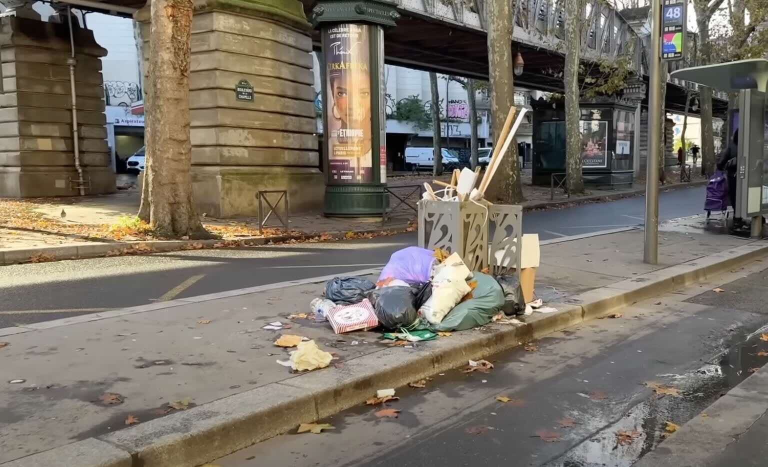 rues-de-paris-a-l-abandon.jpeg