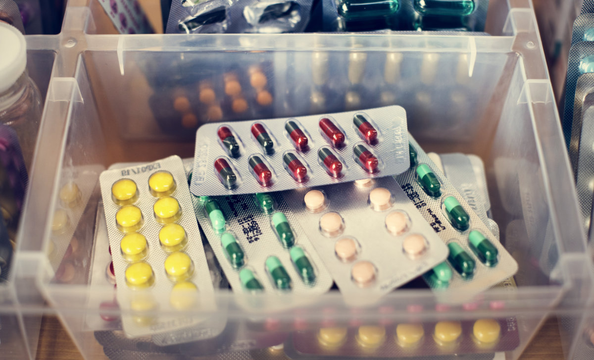 medicaments-pharmaceutiques.jpg