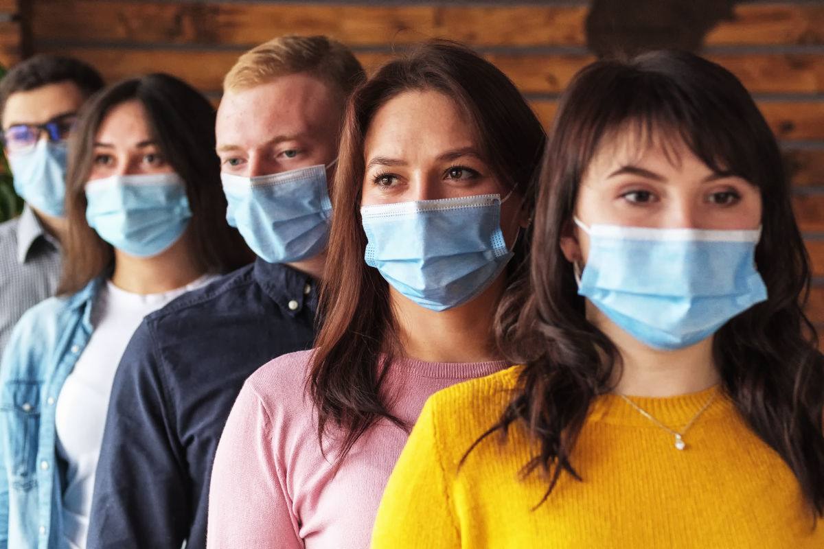 dangers-de-la-nouvelle-normale-des-masques-covid-en-polypropylene.jpg