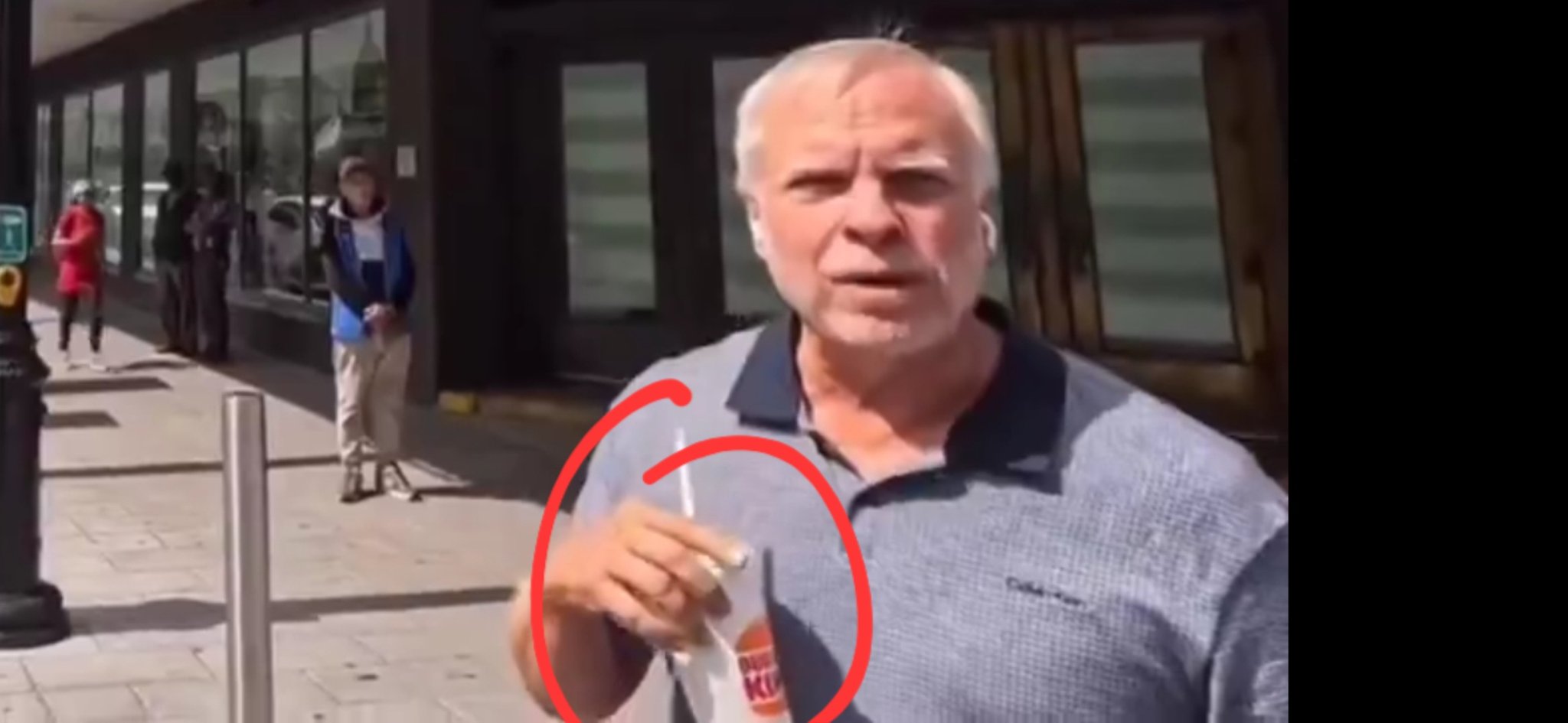 luc-boileau-les-gros-mots-et-le-fast-food-de-burger-king.jpg