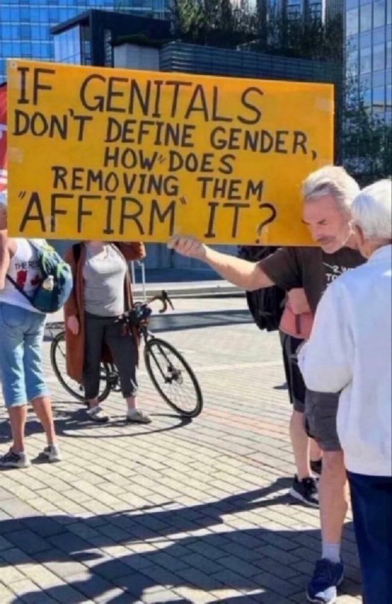 enlever-les-organes-genitaux-n-affirme-rien.jpg