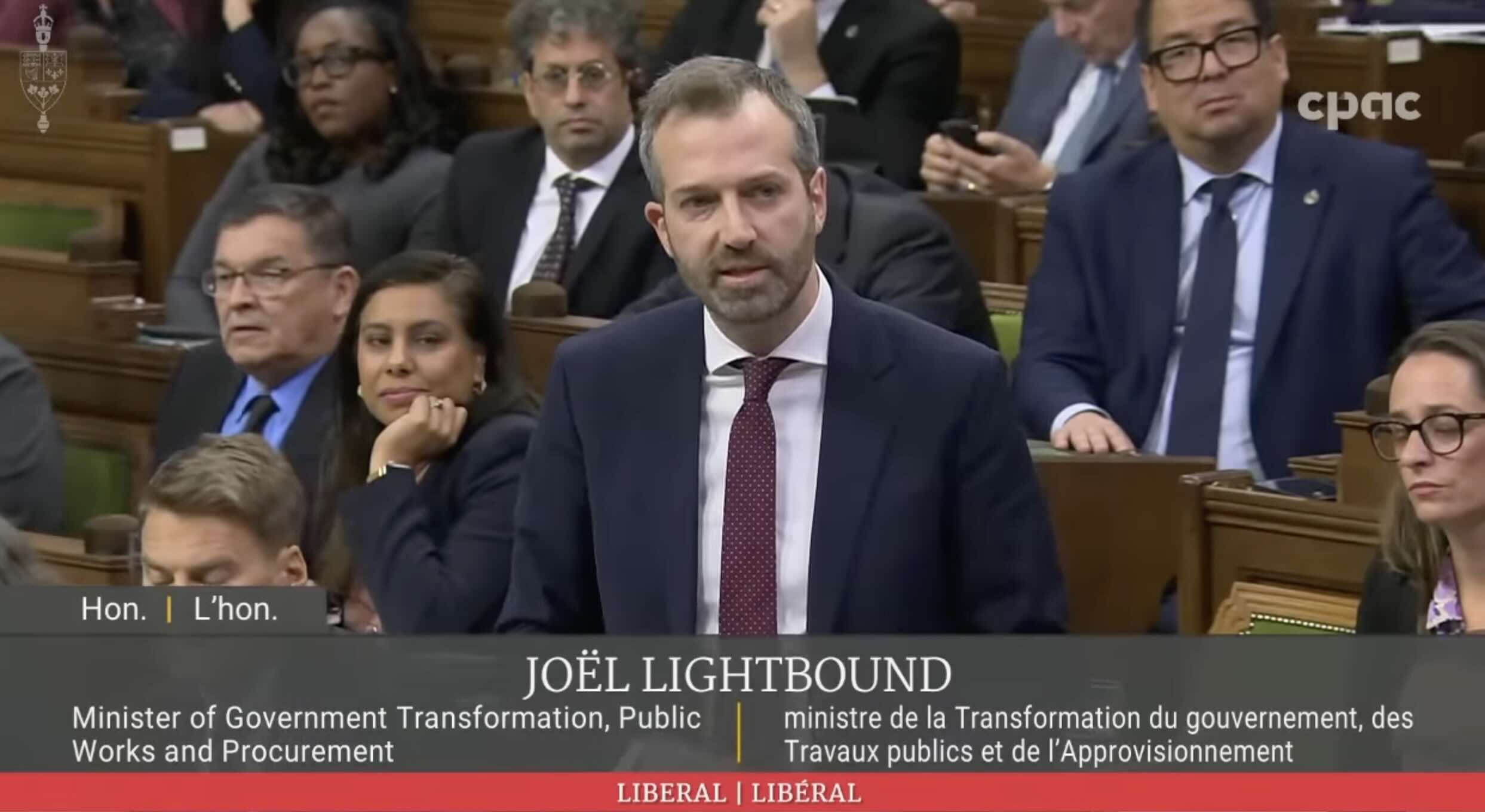 Joël Lightbound qui participe au viol des finances des Canadiens pour les priorités des mondialistes, contre le peuple.<br /><br />Source: https://youtu.be/D43nBy9_ems?t=1038
