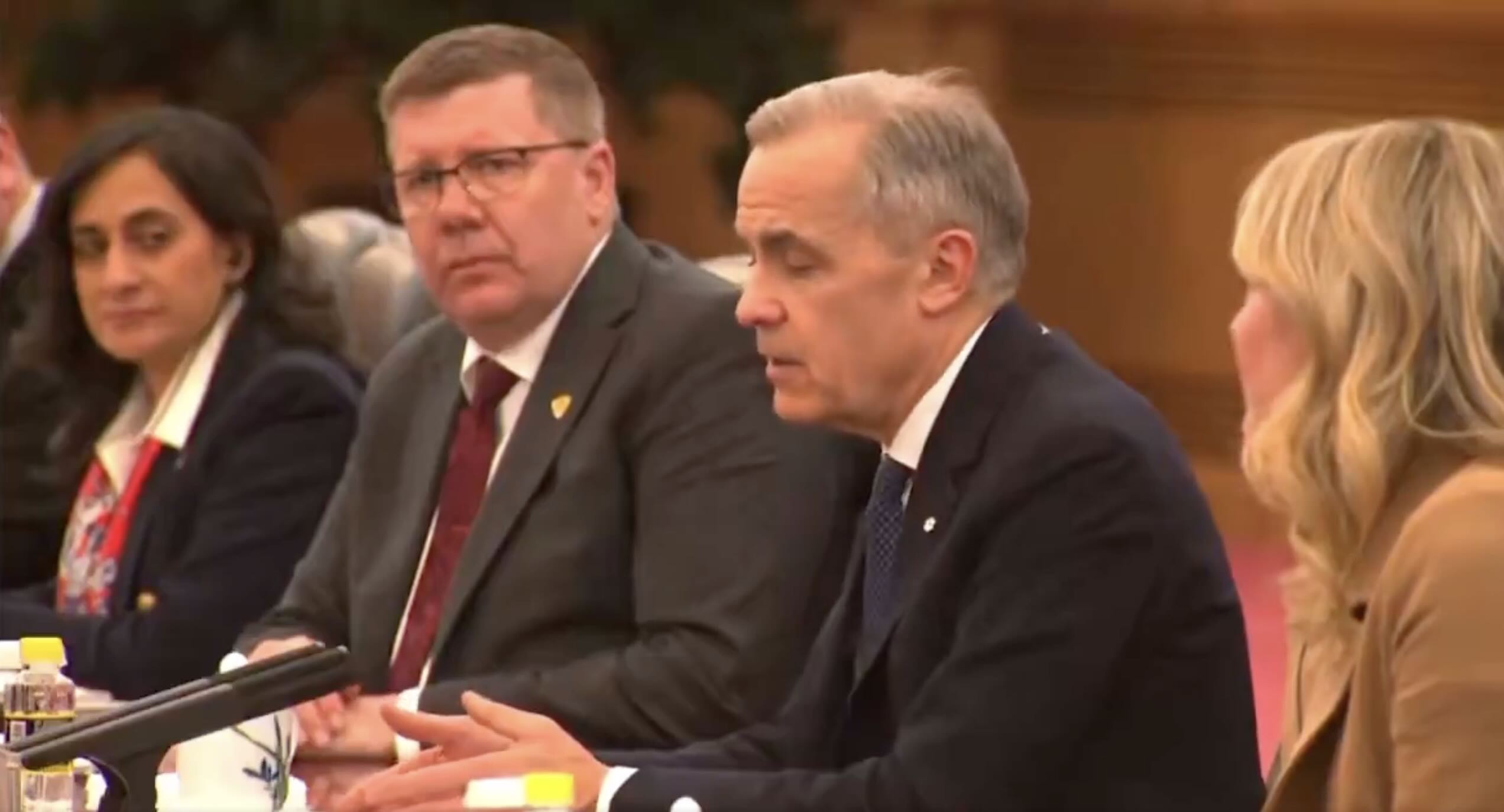le-nouvel-ordre-mondial-de-mark-carney.jpeg