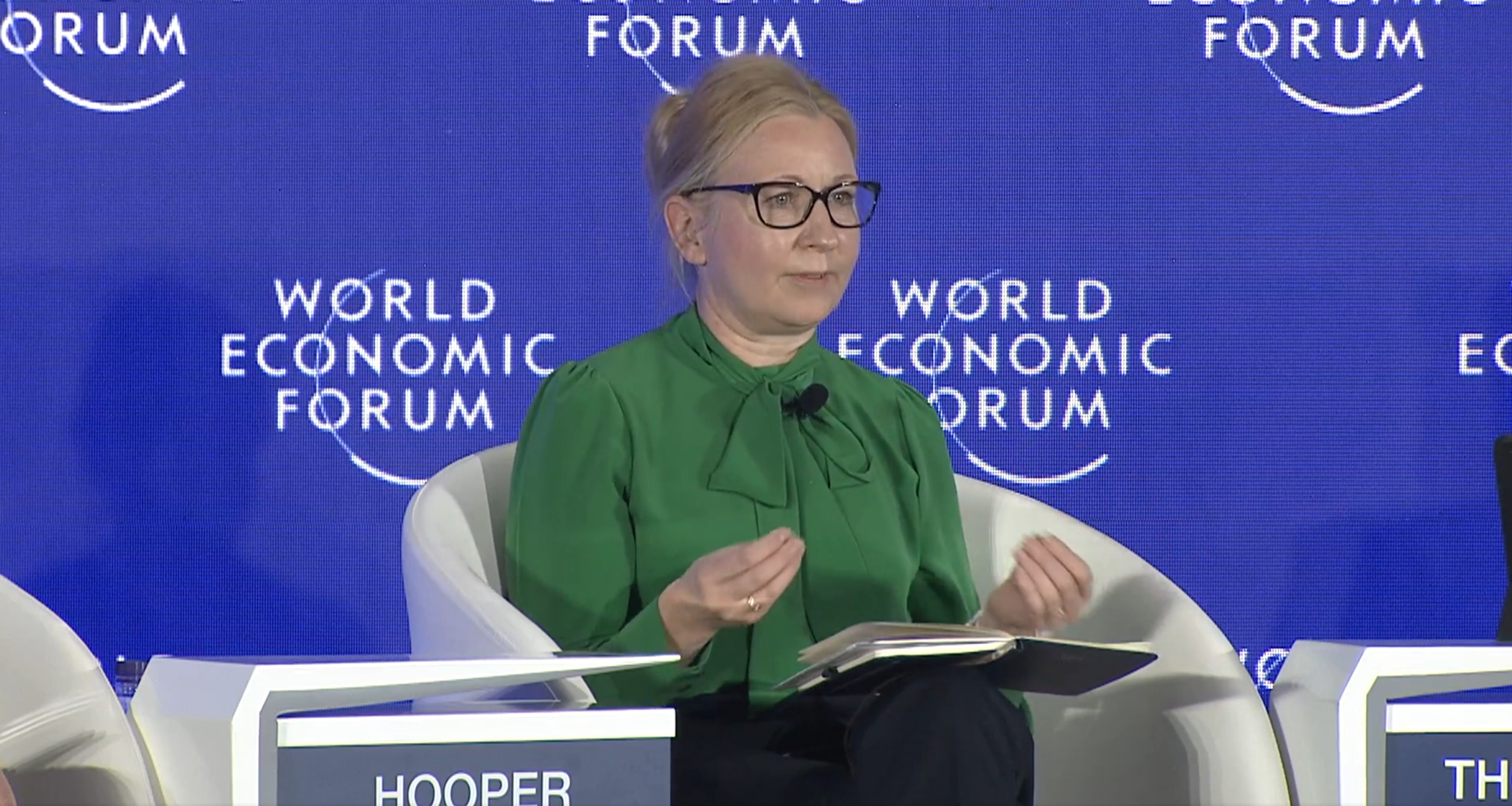 lindsay-hooper-au-amnc24-du-fem.jpg
