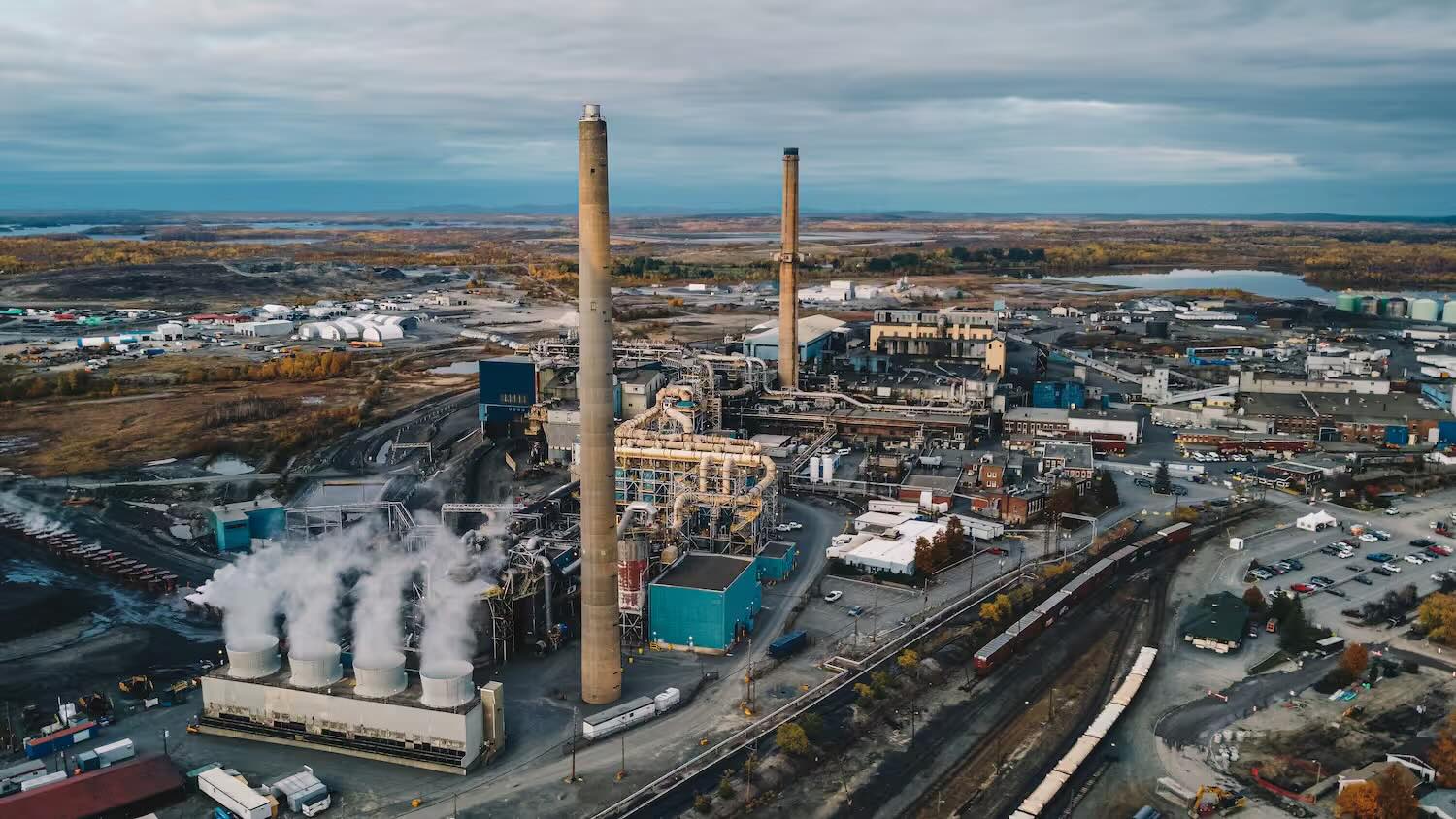 La Fonderie Horne, de Rouyn-Noranda, une propriété de la multinationale germano-suisse Glencore. Photo ÉLISE LACOMBE