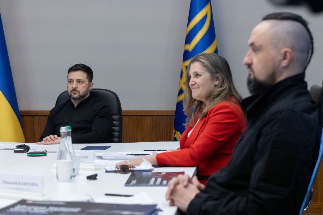 Source: https://www.president.gov.ua/en/news/prezident-proviv-pershe-zasidannya-mizhnarodnoyi-konsultativ-103133