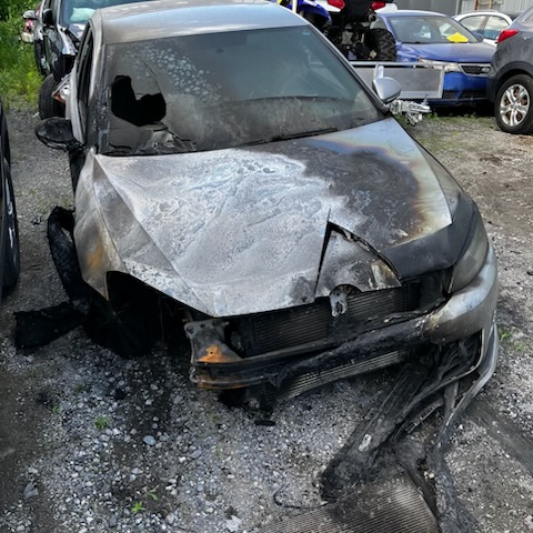 Voici le résultat de « l'appel à l'action » des groupes radicaux d'extrême gauche « antifas » contre moi.<br /><br />Les médias et les élus doivent désormais unanimement dénoncer la violence d'extrême gauche au Québec.<br /><br />L'escalade doit cesser.<br /><br />Source: https://x.com/acormierd/status/2070830688387883102