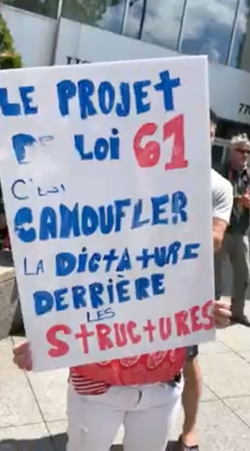 manif-de-mtl-contre-le-pl61-5.jpg