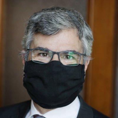 eric-caire-de-la-caq-masque.jpg