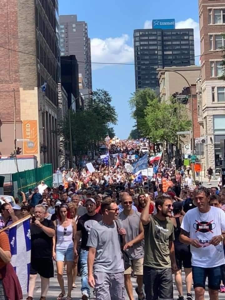 les-manifestants-a-montreal-le-samedi-8-aout-2020.jpg