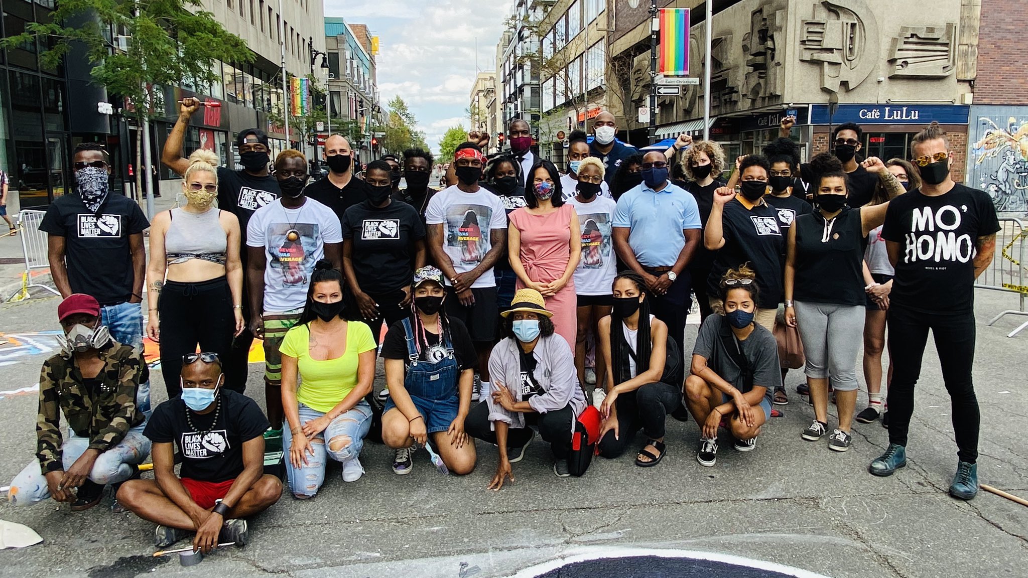 blm-a-mtl-dans-le-village-4.jpeg