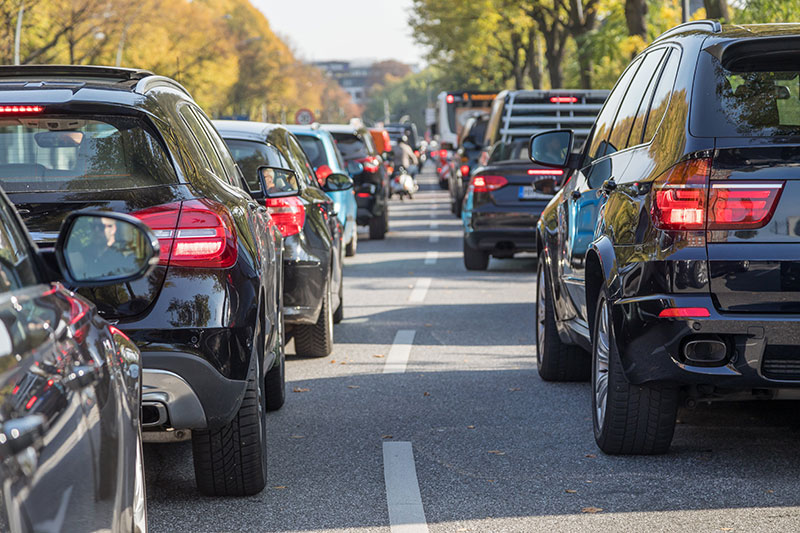 file-de-vehicules-sq.jpg