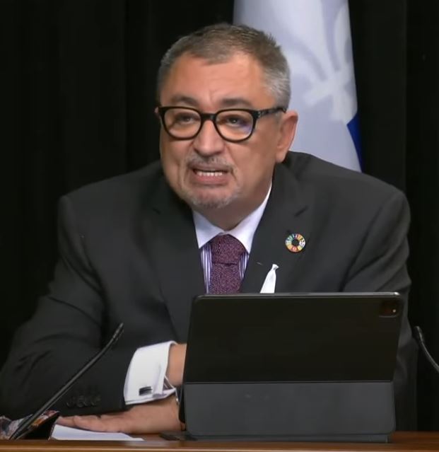 dr-horacio-arruda-a-son-point-de-presse-du-3-decembre-2020.JPG