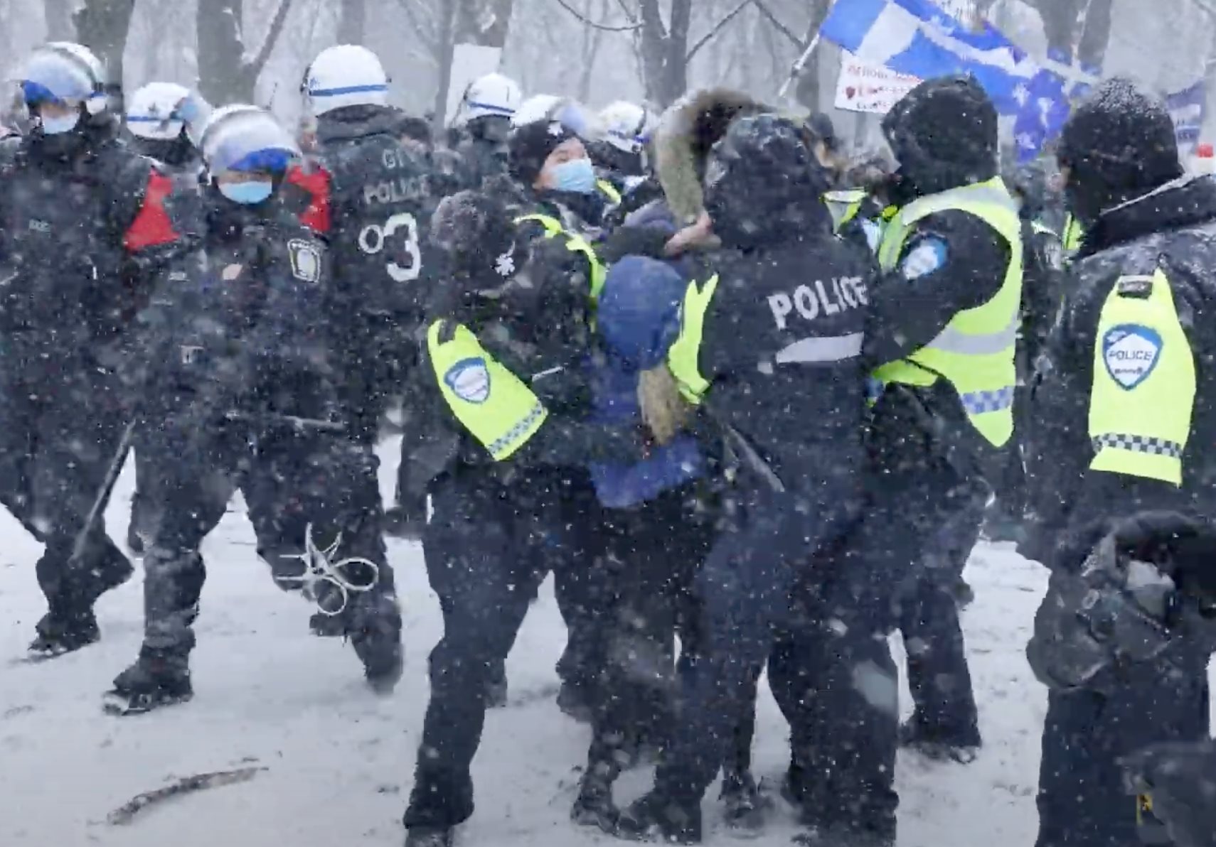 intervention-contre-2-jeunes-femmes-a-mtl-spvm-8.jpg
