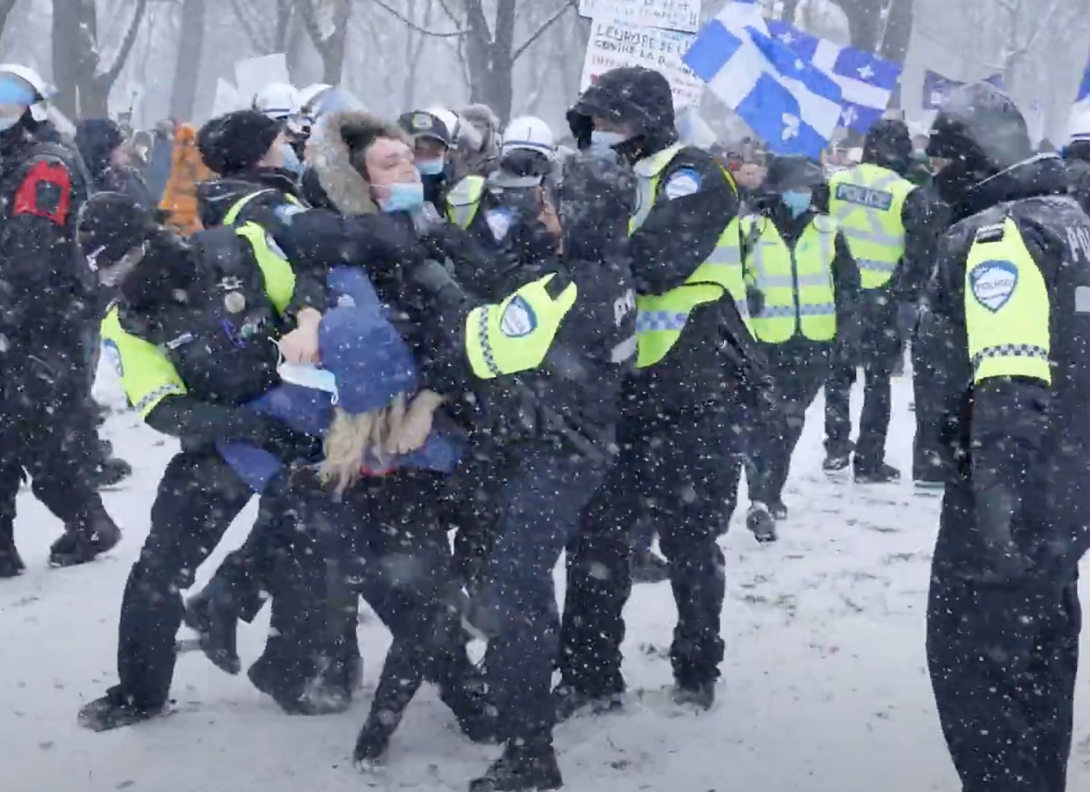 intervention-contre-2-jeunes-femmes-a-mtl-spvm-10.jpg