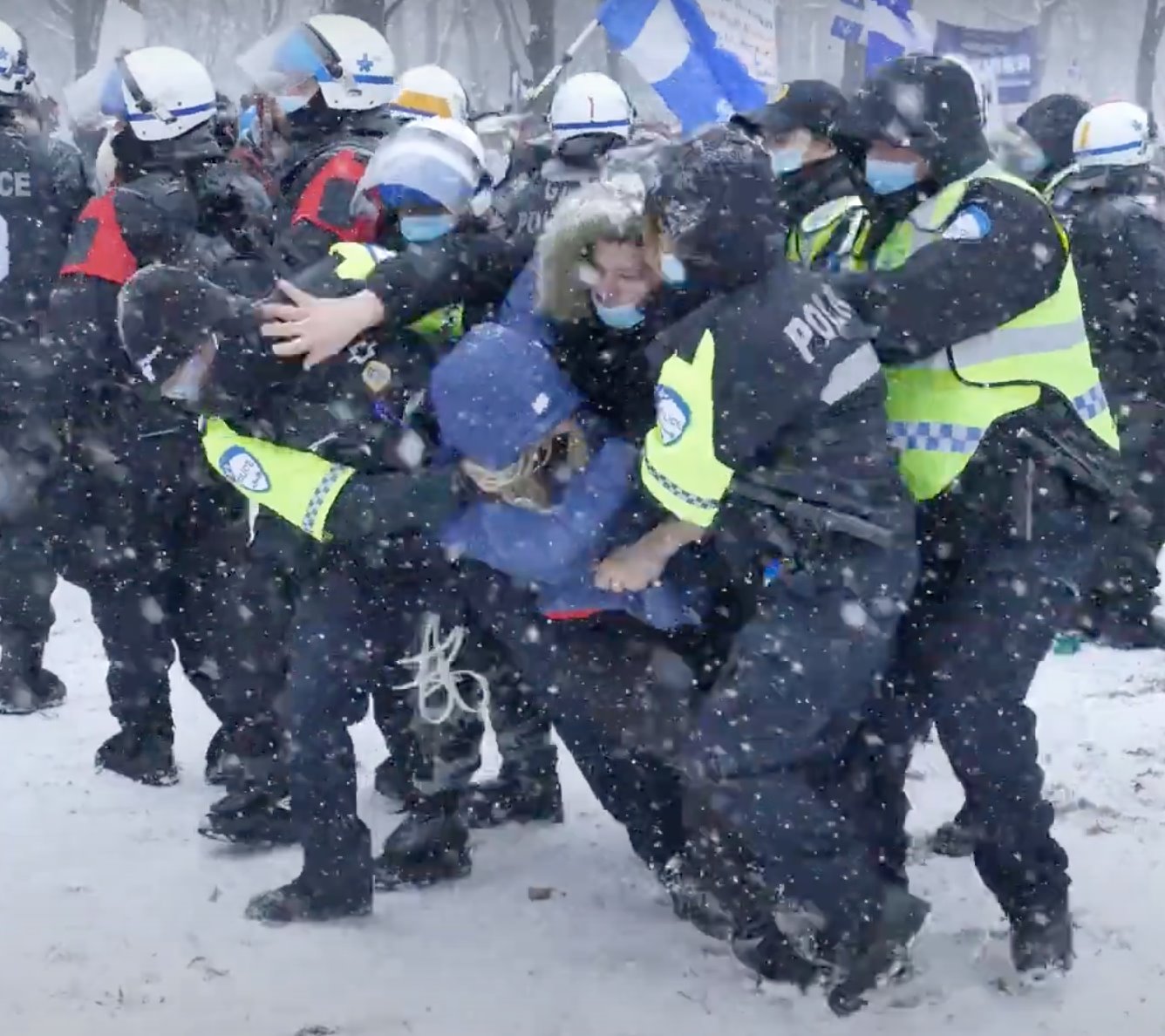 intervention-contre-2-jeunes-femmes-a-mtl-spvm-12.jpg
