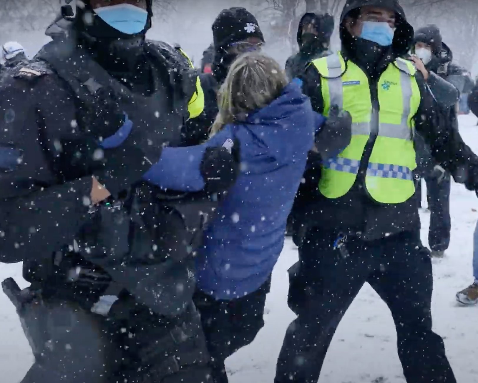 intervention-contre-2-jeunes-femmes-a-mtl-spvm-15.jpg