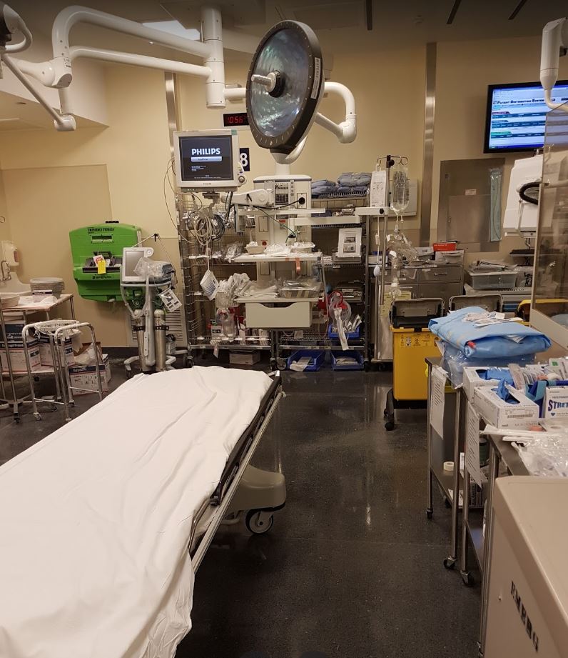 salle-de-soins-a-l-hopital-sunnybrook-de-toronto.JPG