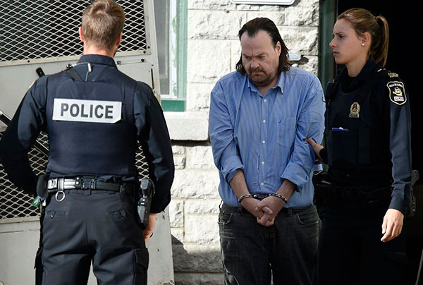 Martin Pouliot arrêté par la police (puis relâché)
