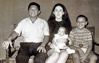 lolo_soetoro--ann_dunham--maya_soetoro--barry_soetoro.jpg