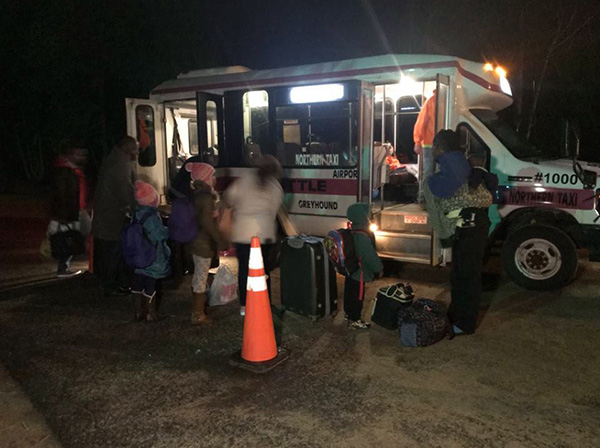 autobus-greyhound-pour-immigrants-illegaux.jpg
