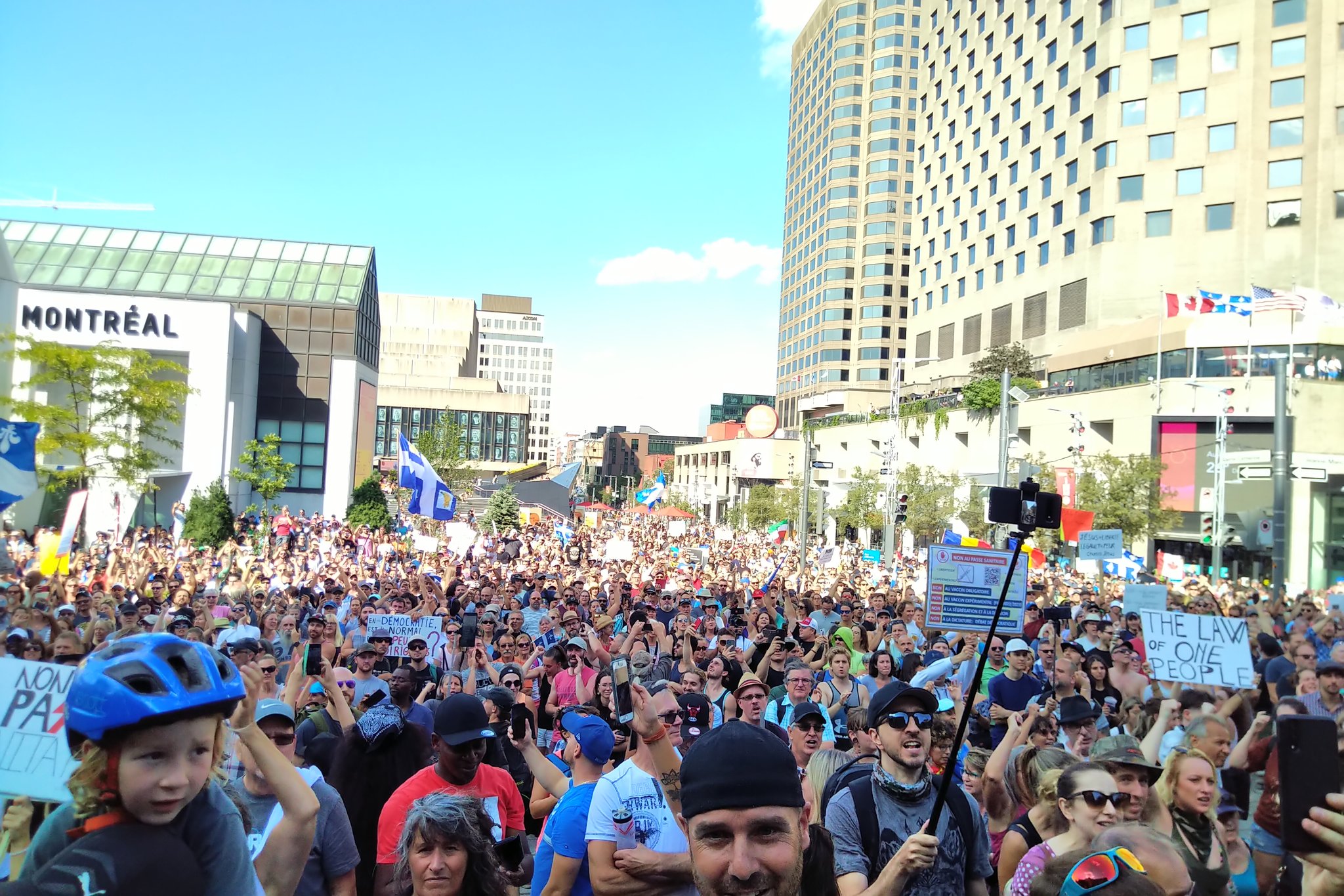 marche-du-14-aout-2021-a-montreal.jpg