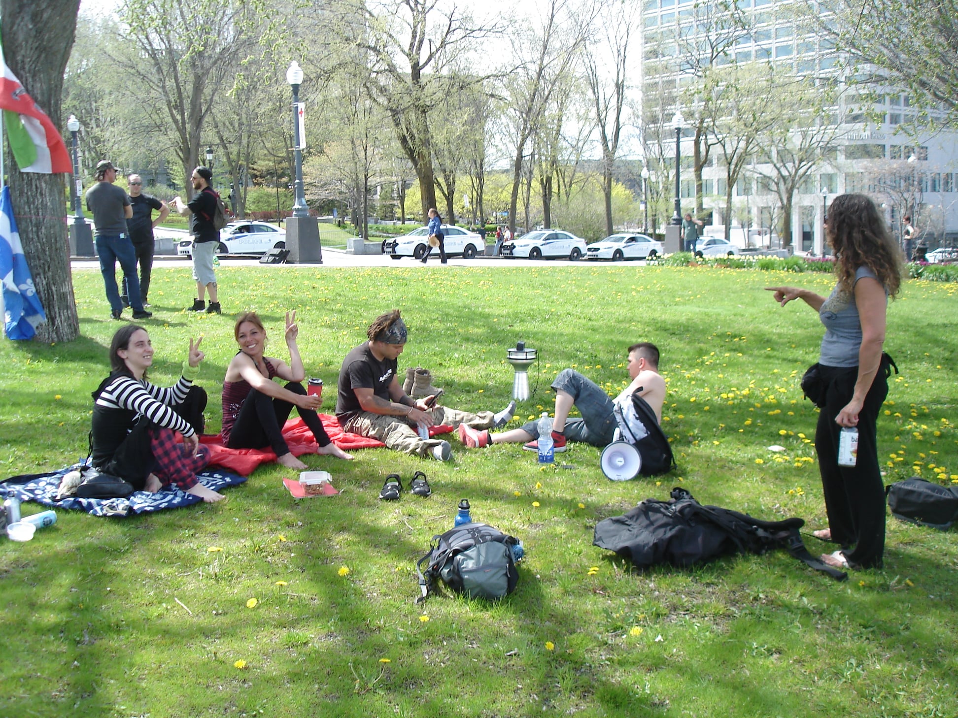 sit-in-3.jpg