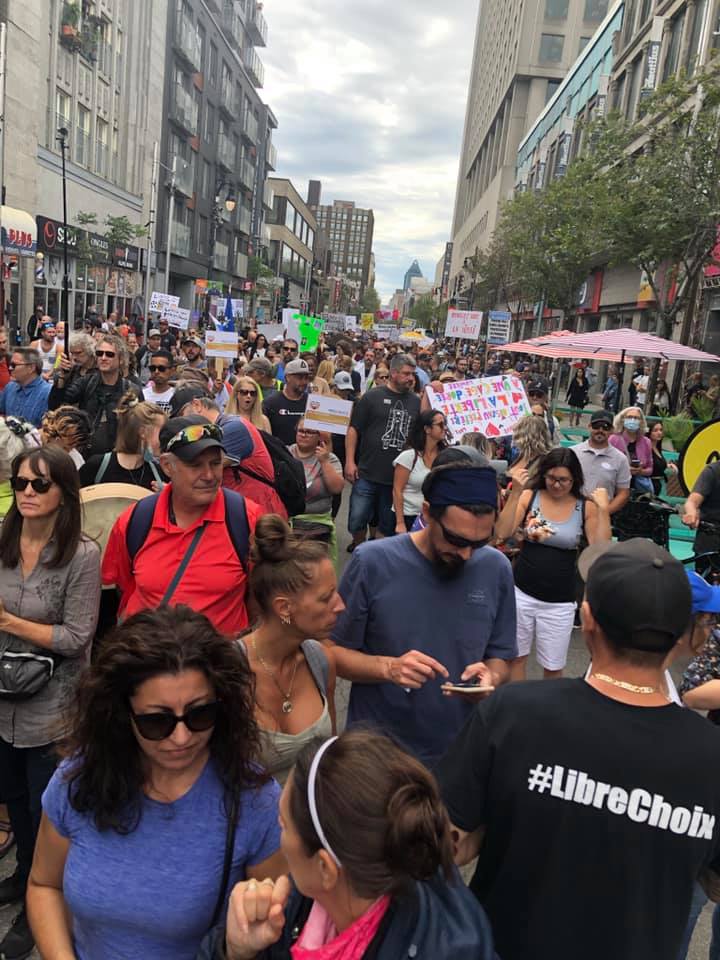 veronique-white-a-la-marche-du-11-septembre-2021-a-montreal-2.jpg