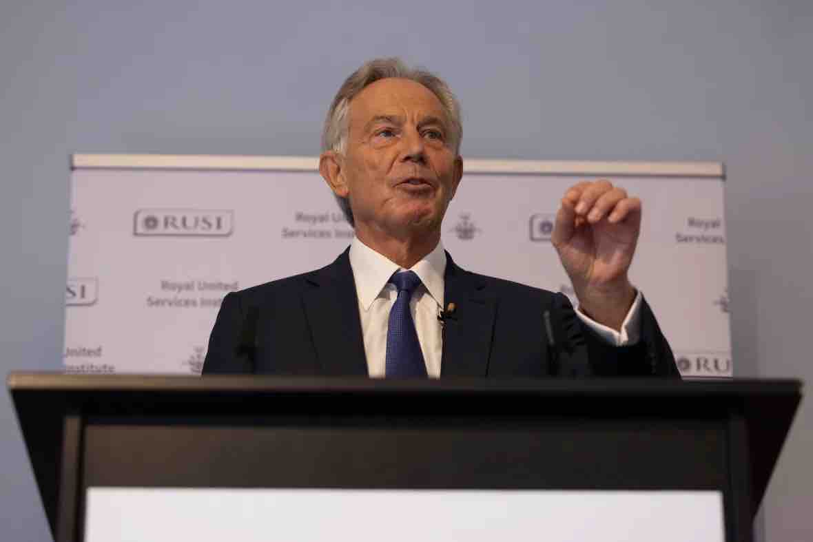 L'ancien Premier ministre britannique Tony Blair, vu le mois dernier, a acheté des actions dans une société enregistrée dans les îles Vierges britanniques afin d'acquérir un immeuble à Londres qui est devenu les bureaux du cabinet d'avocats de sa femme. (Dan Kitwood/Getty Images)