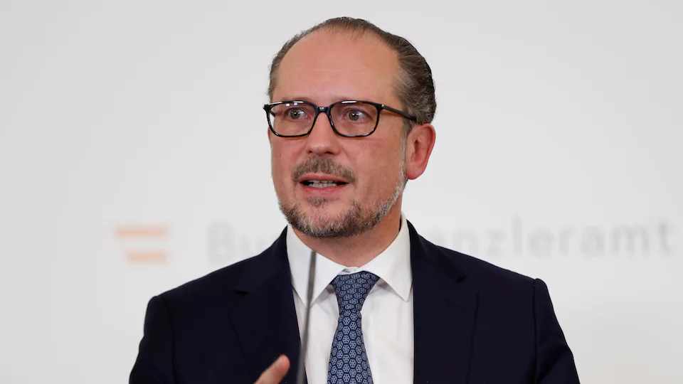 Le chancelier autrichien Alexander Schallenberg est inquiet pour le système de santé de son pays. -- PHOTO: REUTERS / LEONHARD FOEGER