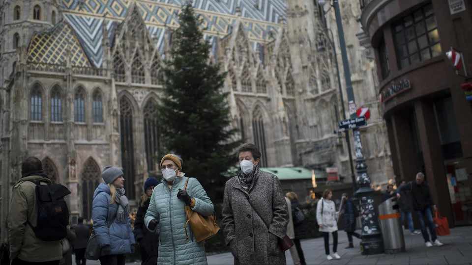 Les Autrichiens, qui sont au nombre de 8,9 millions, sont vaccinés à environ 66 %. -- PHOTO: ASSOCIATED PRESS / MICHAEL GRUBER